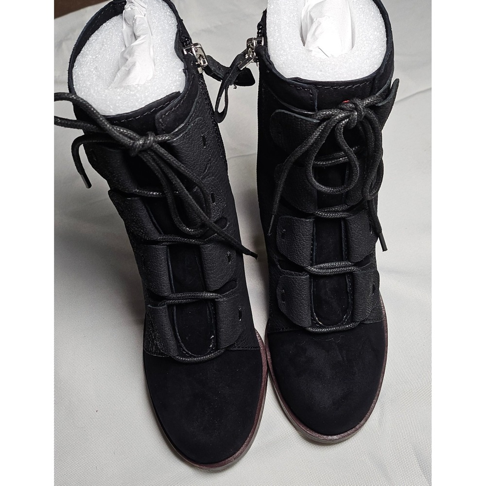 Ellen DeGeneres ED-WALLEE Black Leather‎ Ankle Boots Lace Up Block Heel 5M